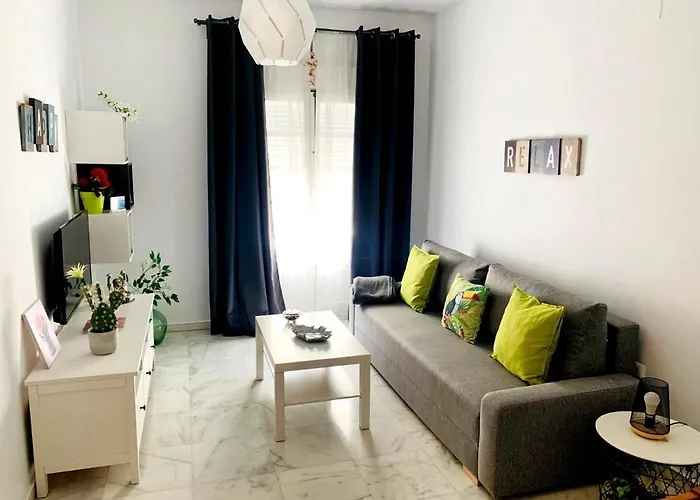 Bonito Junto Al Gran Teatro Falla Apartment