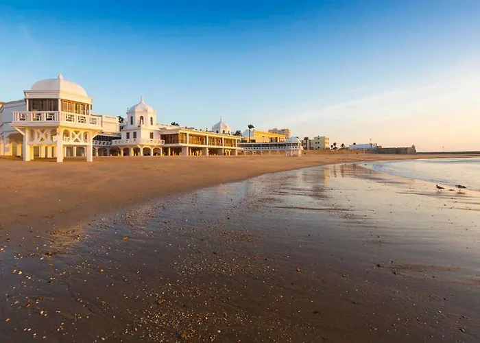 Bonito Junto Al Gran Teatro Falla Appartement